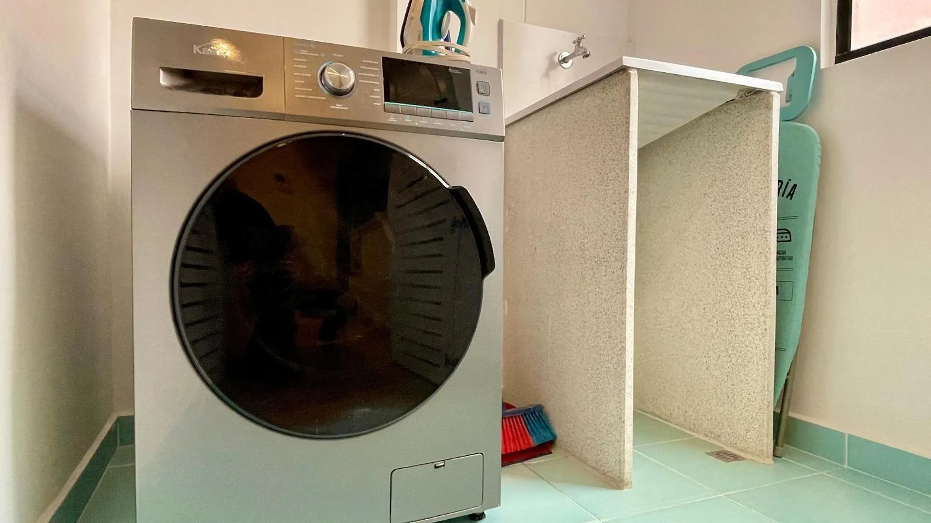 Amazing 3Br In Laureles By Myplaces Medellin